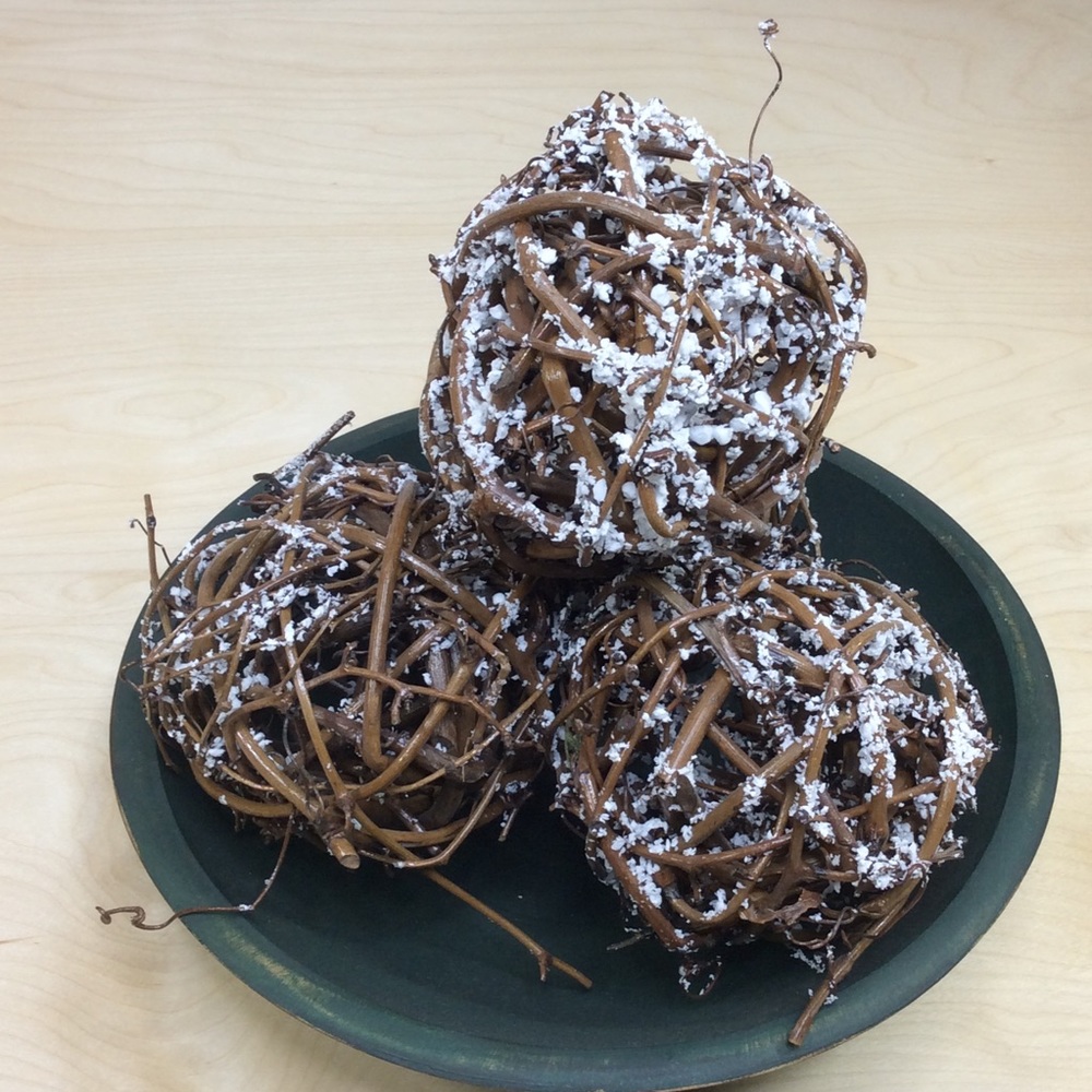 Home Decorative Natural Flocked Twig 4 1/2” Balls